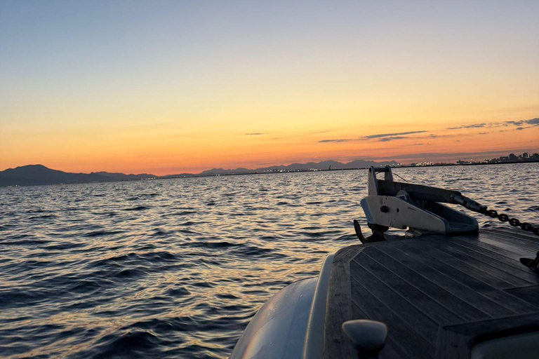 Cagliari: Boat Excursion along the Coast with a Swim and Aperitif Cagliari: Fast Boat Excursion along the Coast with Swimming and Aperitif