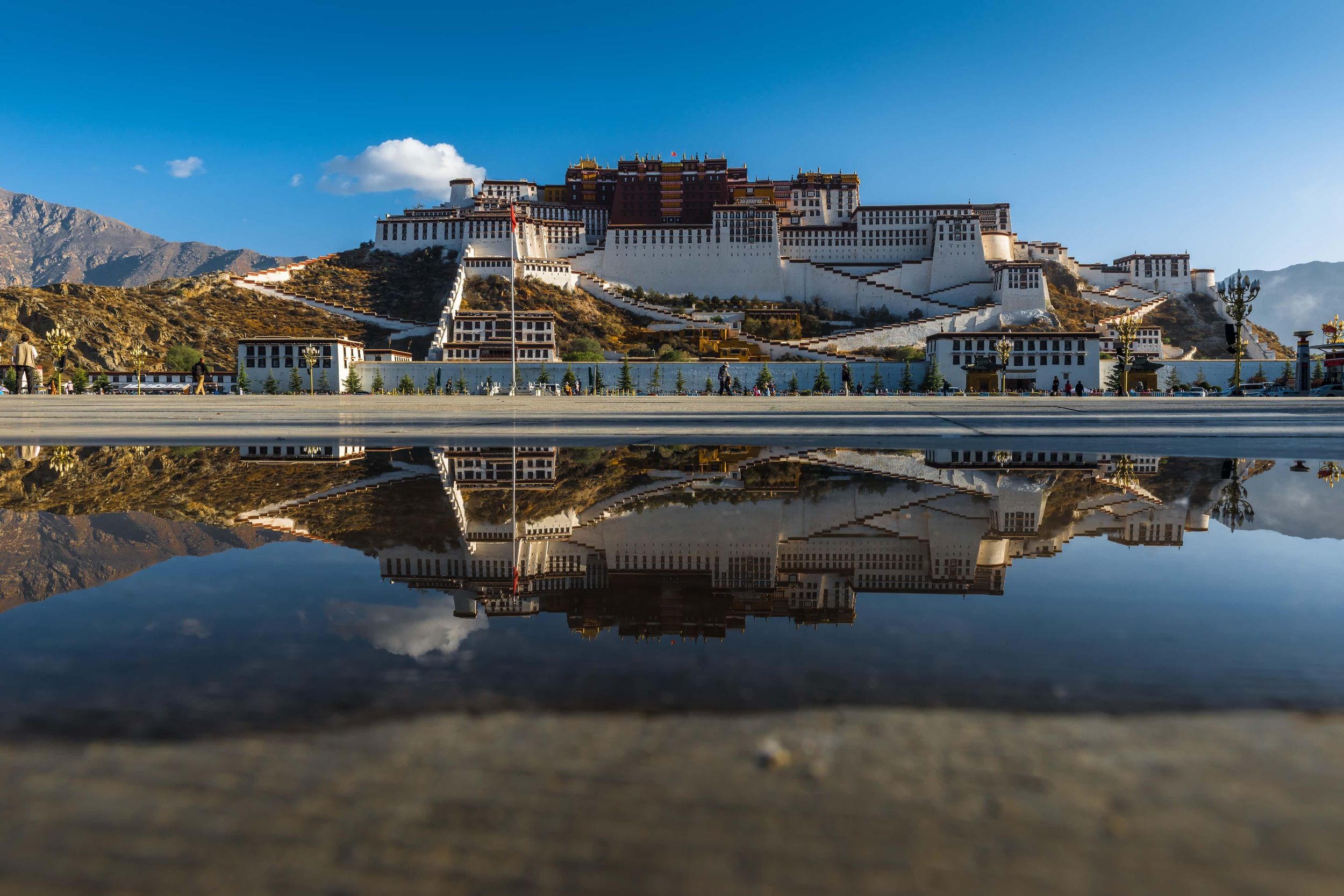Tour über Land von Lhasa nach Kathmandu über das Basislager des Mount Everest – 10 Tage