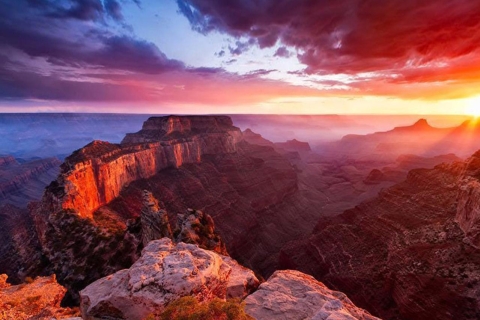 Sedona: Grand Canyon-zonsondergangtour met dinerVertrek vanaf Flagstaff