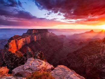 Sedona: Grand Canyon Sunset Tour mit Abendessen Sedona: Grand Canyon Sunset Tour mit Abendessen