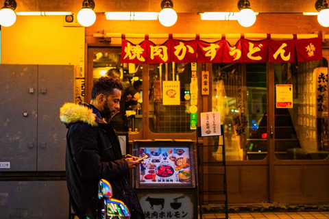 Tokyo: Private Shibuya Neon Lights Photo Tour