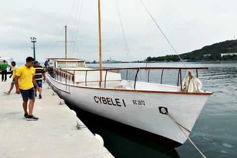 Nessebar: 4-timmars båttur inkl. Fiske, lunch och drycker