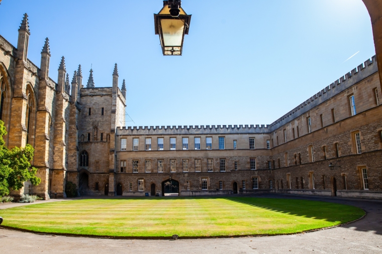 Oxford: visita completa a la universidad con Christ Church opcionalTour de la Universidad de Oxford sin Christ Church College