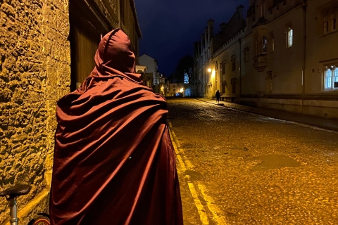 Nouveau : Visite fantôme costumée d'Oxford dans la peau d'un personnageOxford : Visite fantôme costumée avec des invités spéciaux