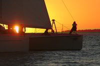 La Rochelle, Cruise a vela del tramonto di 2 ore - Housity