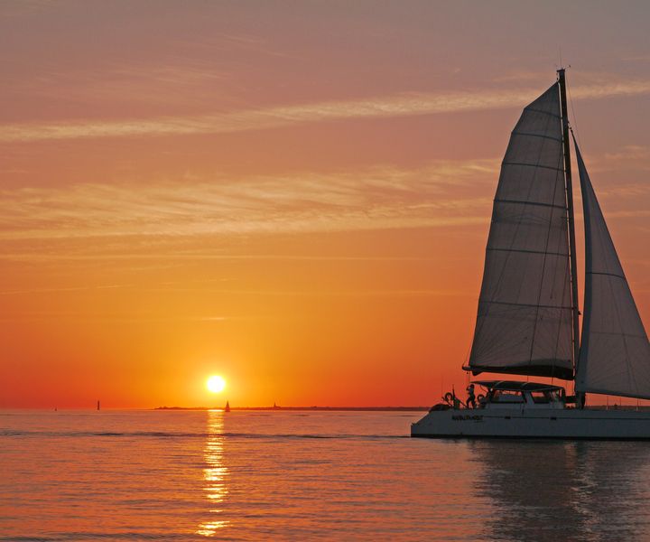 La Rochelle: 2-Hour Sunset Sailing Cruise