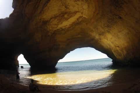 From Portimão: 2-Hour Boat Trip to the Benagil Caves