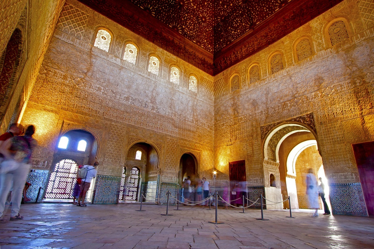 Granada: Alhambra und Nasridenpaläste Private TourPrivate Tour auf Englisch