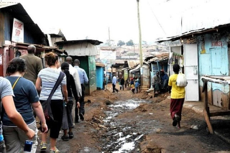 Kampala: Kisenyi Slum Walking Tour with Local Guide
