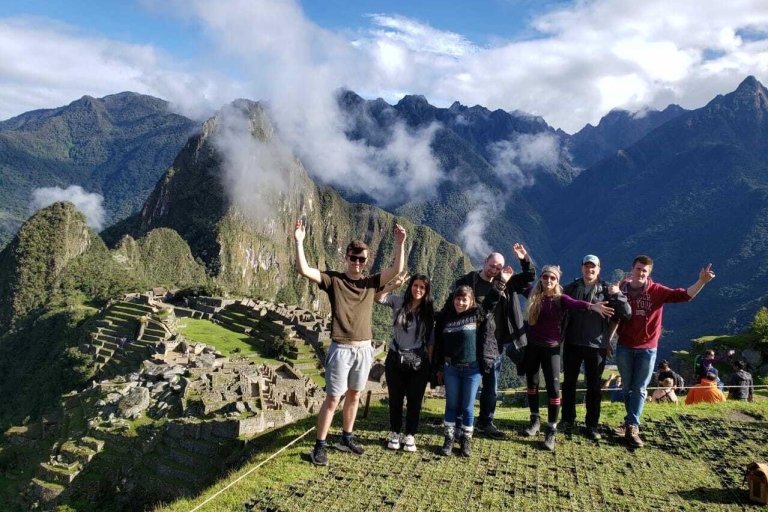 Z Cusco: klasyczny trekking Salkantay z powrotem pociągiem4-dniowa wędrówka
