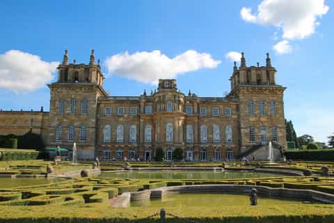 From Oxford: Cotswolds & Blenheim Palace Small-Group Tour
