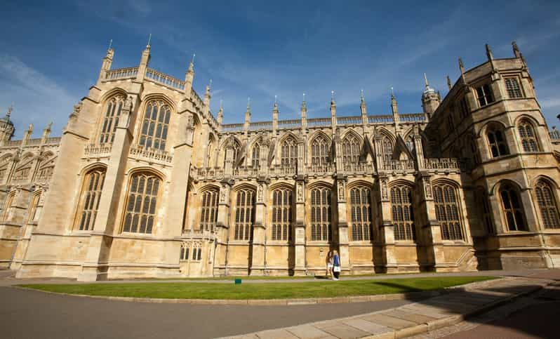 London: Stonehenge, Windsor Castle, Bath and Lacock Day Tour | GetYourGuide