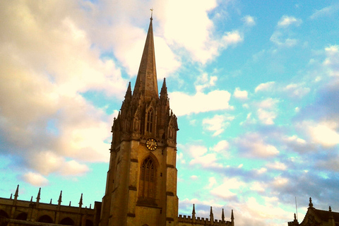 Oxford: C.S. Lewis e J.R.R. Tolkien - Passeio guiado a péExcursão compartilhada em grupo