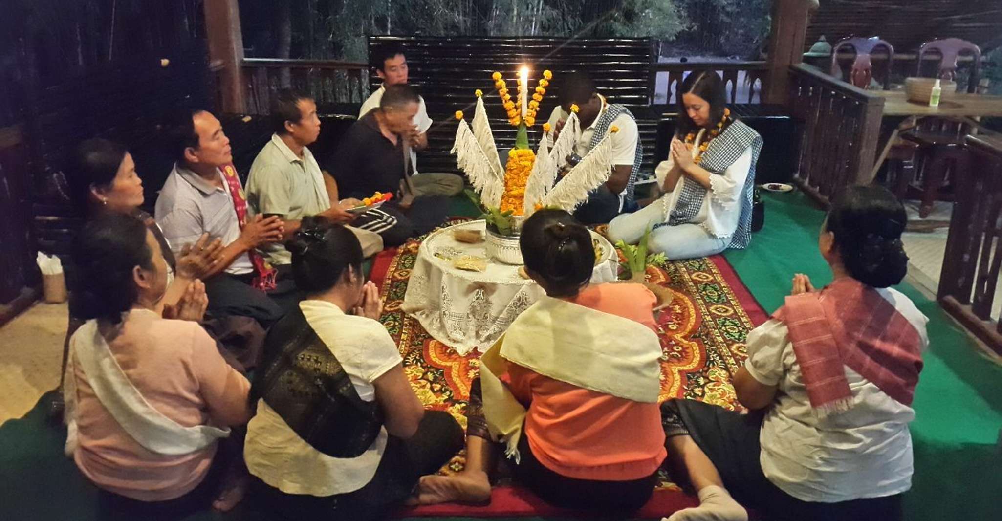 Luang Prabang, Abendkochkurs & lokale Baci-Zeremonie - Hizvo