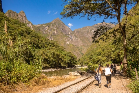 Desde Cusco: Caminata Clásica al Salkantay con Regreso en TrenRuta de 4 días