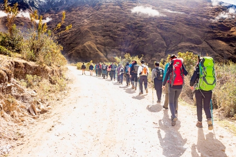 Van Cusco: Klassieke Salkantay Trek met retour per trein4-daagse trektocht