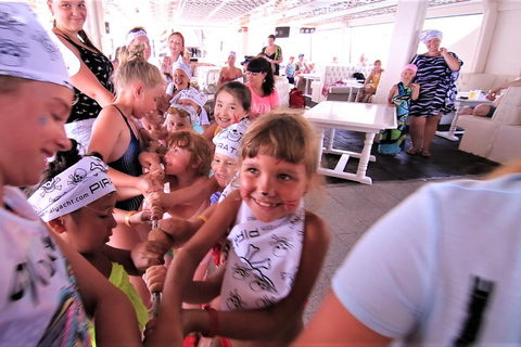 Alanya:All-Inclusive Family Boat Cruise with Beer,Wine&Lunch Barbossa No Transfer