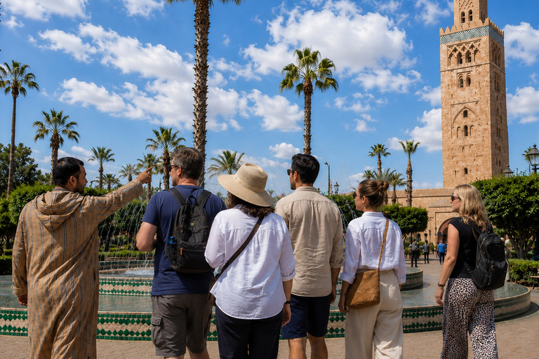 Marrakech: Bahia Palace, Madrassa Ben Youssef and Souks Tour Shared Group Walking Tour in English From the Meeting Point