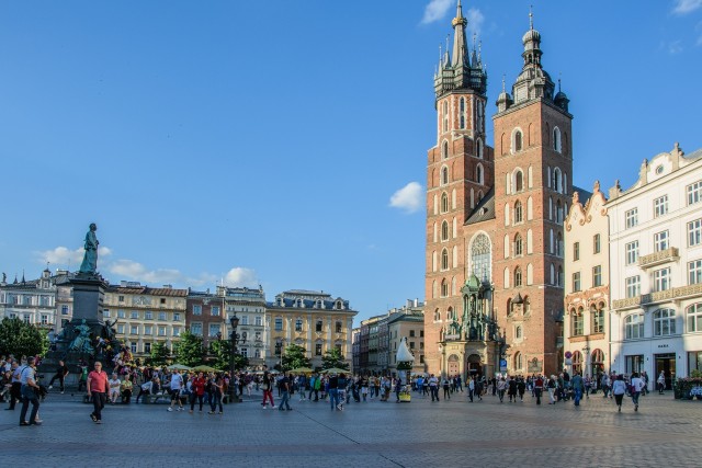 Visit Krakow Highlights Private Tour from Katowice with Transport in Krakow