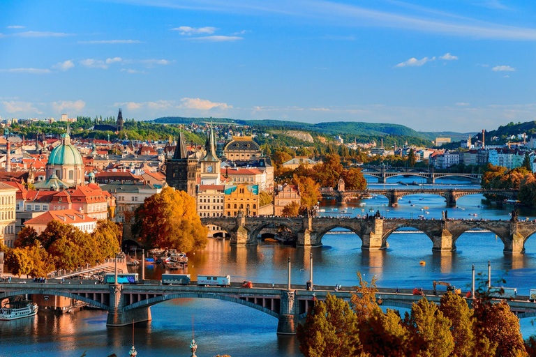 Katowice: Tagesausflug nach Prag mit einer Prager Stadtrundfahrt