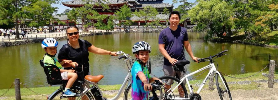 Nara: Nara Park Private Family Bike Tour with Lunch