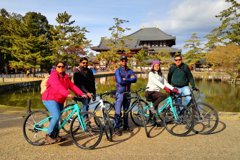 Nara: visite privée à vélo en famille du parc de Nara avec déjeunerAvec déjeuner japonais