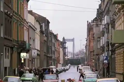 Schimmi-Tour mit Currywurst in Duisburg-Ruhrort