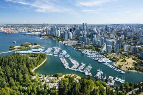 Vancouver: City & North Vancouver Tour with Bridge and Lunch