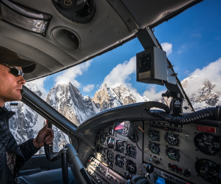Talkeetna: Denali Flyer Flight Tour with Glacier Landing