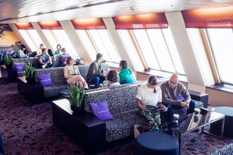 De Tallinn: transfert aller-retour en ferry à HelsinkiBillet aller-retour en ferry avec 9,5 h à Helsinki