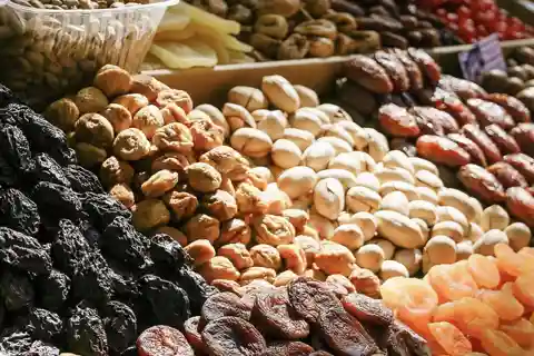 Almaty: Excursão a pé para degustação da cozinha do Cazaquistão