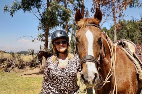 Cusco: mezza giornata a cavallo al balcone del diavolo