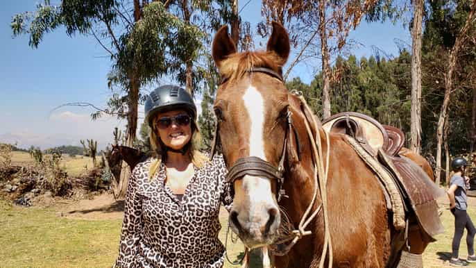 cusco halfday horseback riding at devils balcony