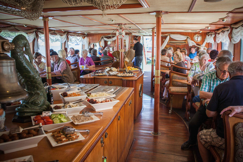 Prague : Dîner-croisière sur la rivière Vltava