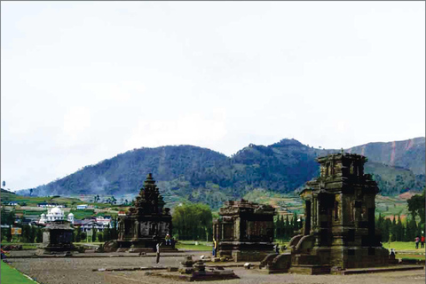 De Yogyakarta: Viagem guiada de 1 dia ou ao nascer do sol no platô de Dieng