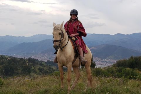 Cusco : Excursion d'une journée complète à cheval sur les temples incas cachés