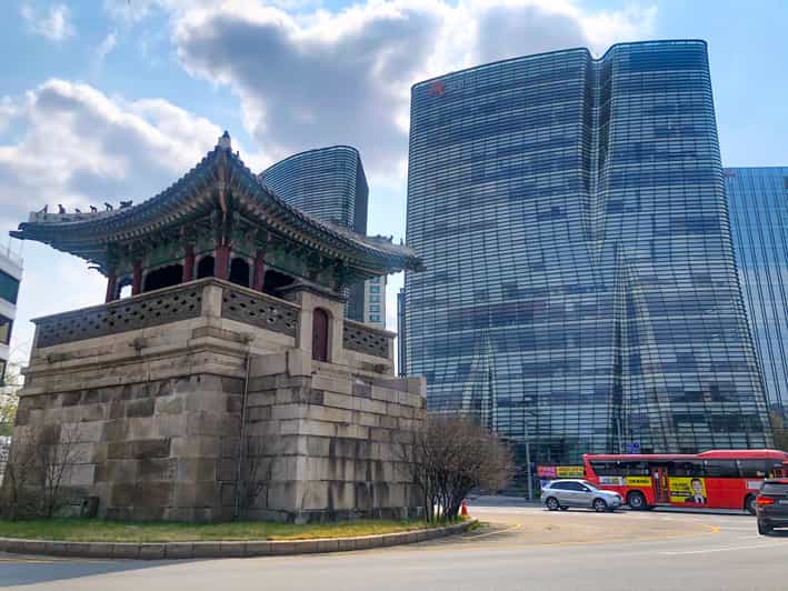 Seoul Outdoor Escape Games Zombie Royals GetYourGuide