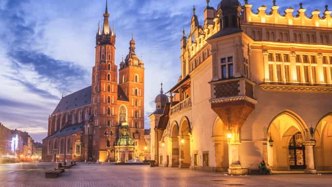 cracow private walking tour along the royal route