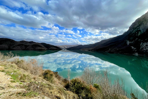 Randonnée sur le mont Gamti et le lac Bovilla depuis Tirana en Land Rover