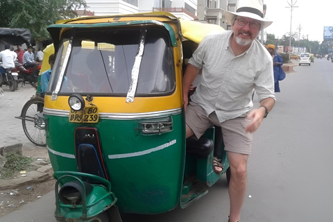 From Jaipur: Private Full-Day Sightseeing Tour by Tuk-Tuk8-Hour Tuk-Tuk Tour with Tour Guide