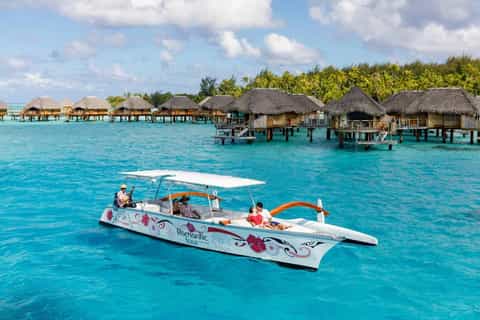 Bora Bora Luxury Tour and Beach Picnic