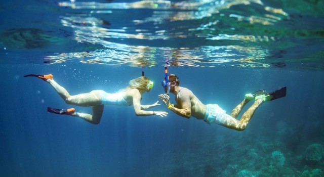 Visit Maui Kaanapali Beach Snorkel w/ Breakfast and Lunch in Highland Park