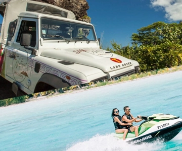 Bora Bora Adventure Day: 4X4 and Jet Ski with Lunch
