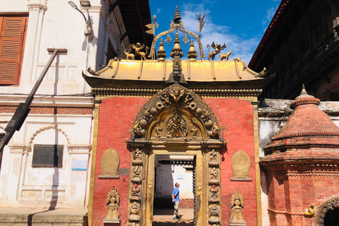 Passeggiata culturale: Boudha Stupa e Pashupatinath con una guida