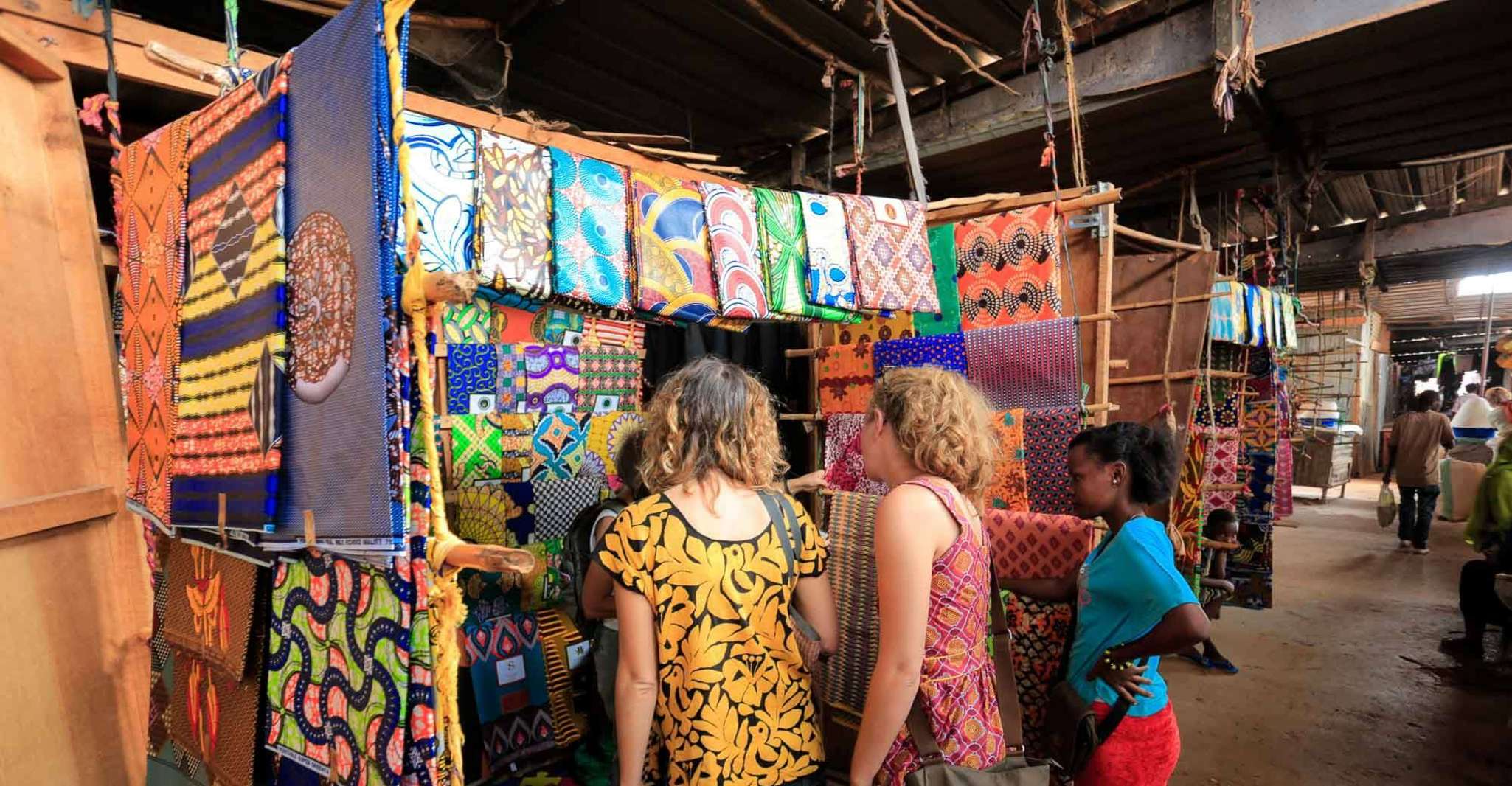 基加利,市观光旅游和午餐 - Hizvo