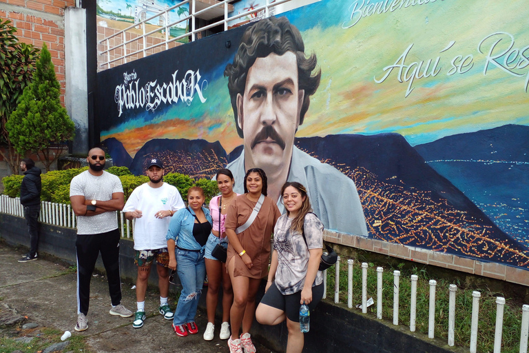Medellin: Pablo Escobar y City Tour privado. 2 tours en 1 Medellin: pablo escobar y city tour privado. 2 tours en 1