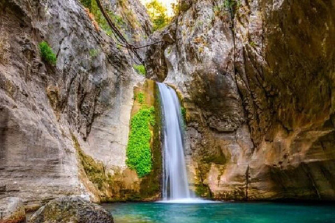 Alanya: Passeio 3 em 1 pelas cachoeiras de Sapadere, Dim Stream e Dim CaveO ingresso para a caverna não está incluído.