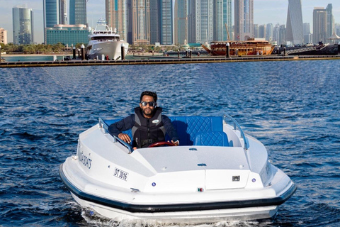 Dubai: Self-Drive Boat Tour in Creek Harbour - 5 Pax Dubai: Self-Drive Boat Experience in Creek Harbour - 5 Pax