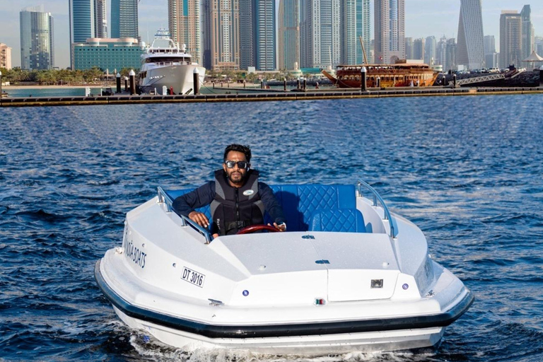 Dubai: Self-Drive Boat Tour in Creek Harbour - 5 Pax Dubai: Self-Drive Boat Experience in Creek Harbour - 5 Pax