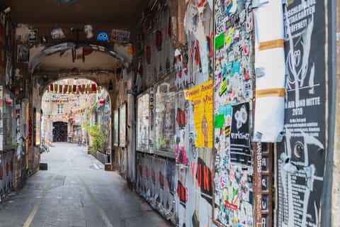 Berlin: Hidden Backyards Small-Group Walking Tour